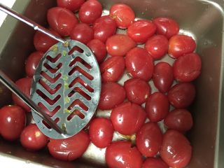 烤小番茄蘑菇酱 