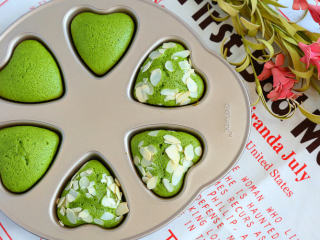 抹茶心形小蛋糕 